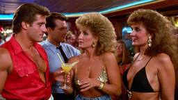 Hulk Hogan dancing in the restaurant