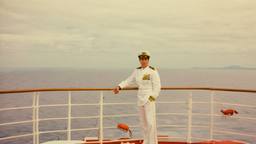 Captain Tom Cruise, Kodak Ektar (Kodak Portra), FFF Cruises: Voyage 01 · FFF\CRS\094\007
